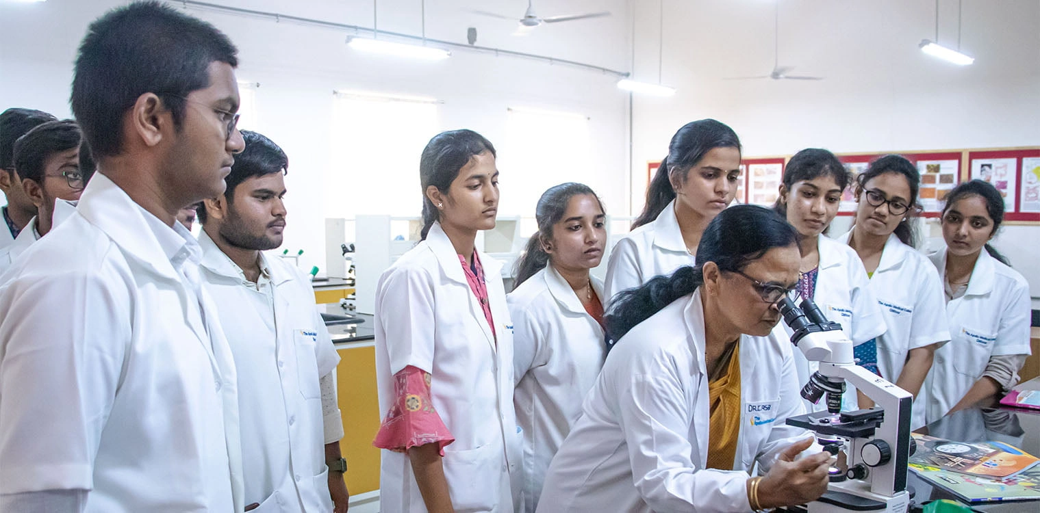 psychology students In Lab