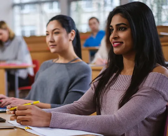 Student in B.Tech CSE class at Apollo University