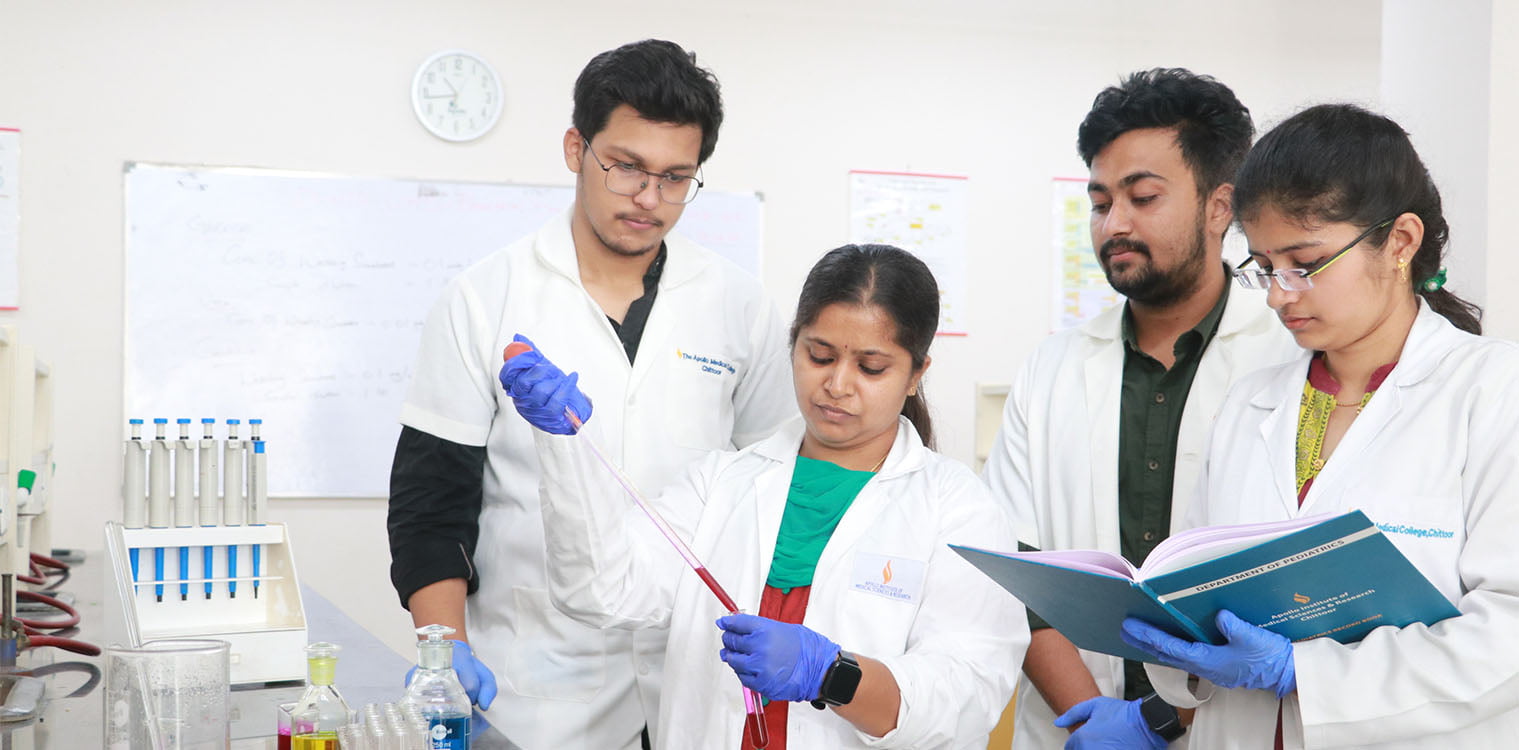 students in research Laboratory Technician