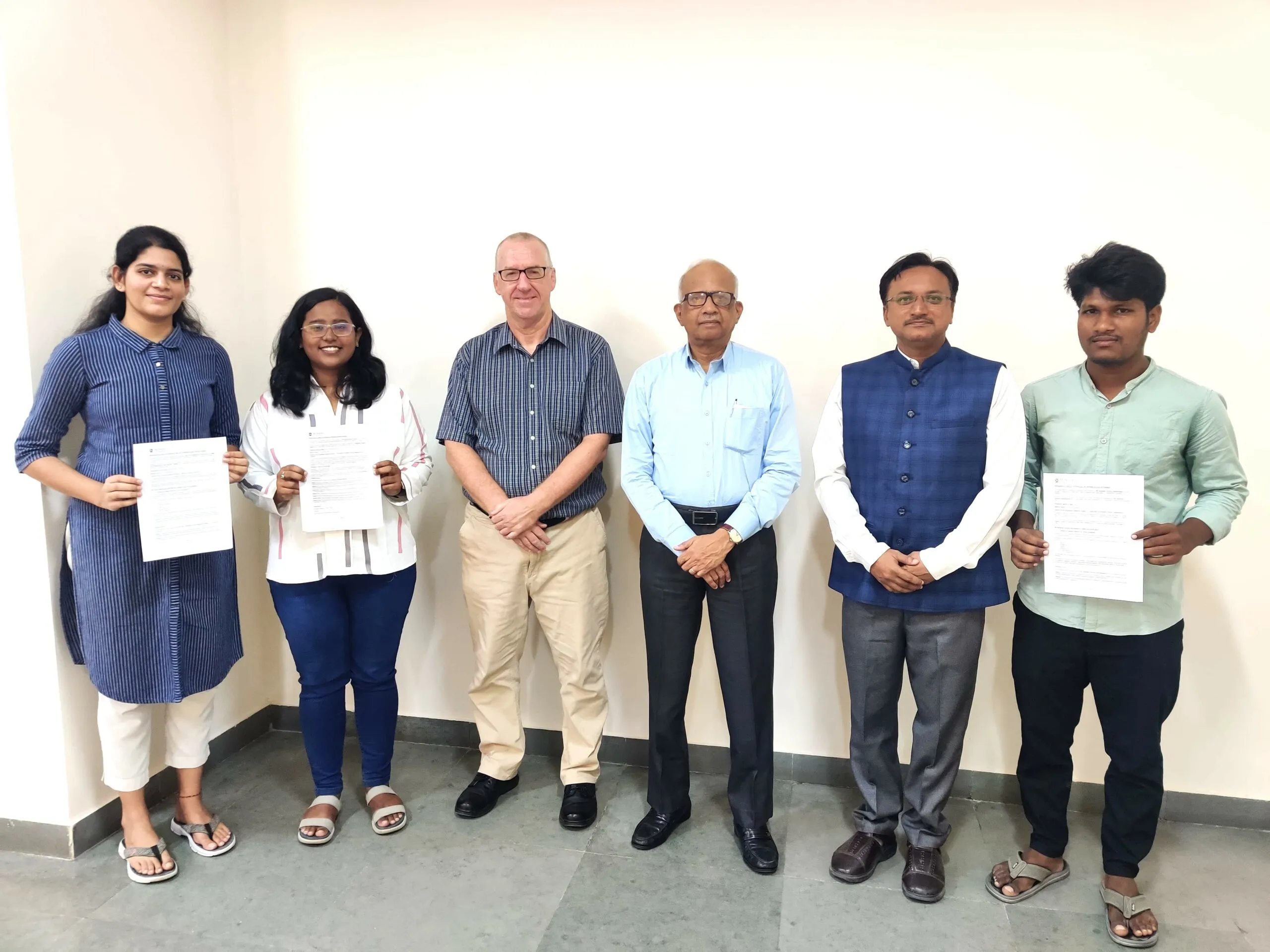 Monash University offers 6 months projects