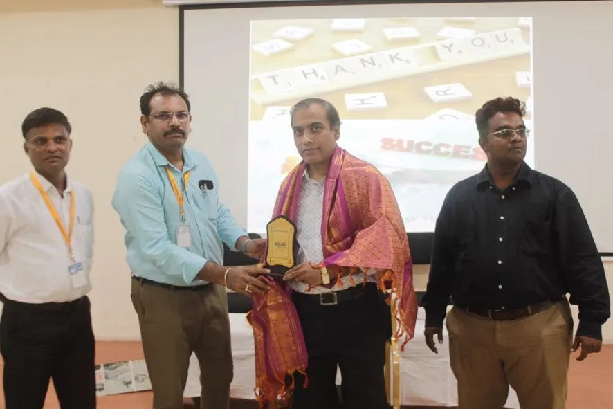 Guest Lecture on The Future of IT Industry 12