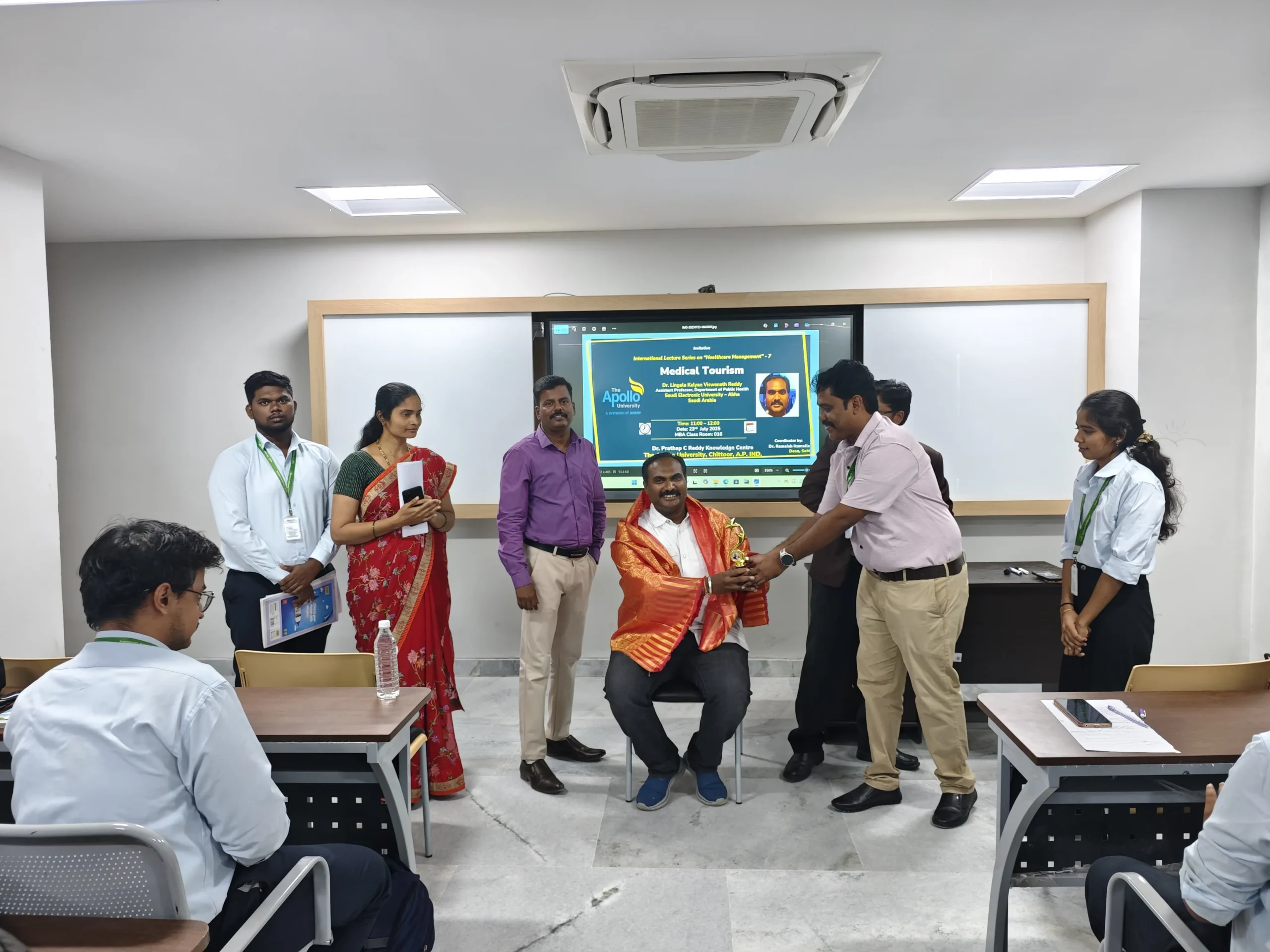 Felicitation ceremony of Dr. Lingala Kalyan Viswanath Reddy at The Apollo University