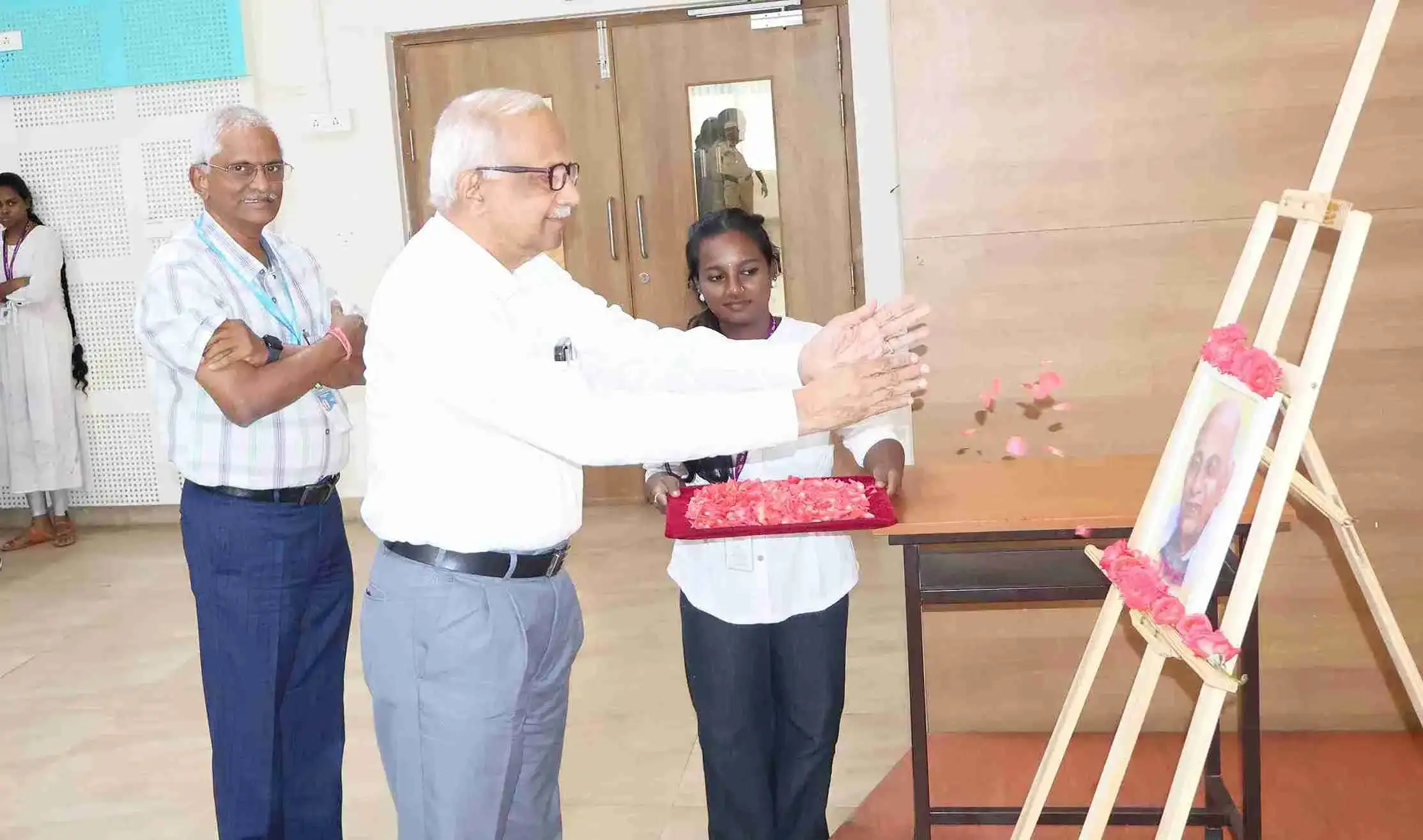 Vice-Chancellor Dr. H. Vinod Bhat addressing participants at the program.
