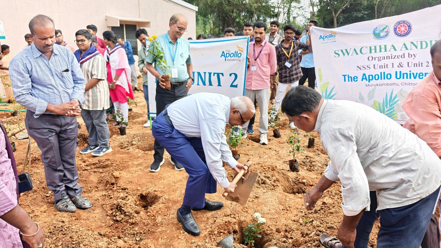 Rose-Garden-Plantataion-Drive-First-Plant-by-Dr.-H-Vinod-Bhat-VC-TAU