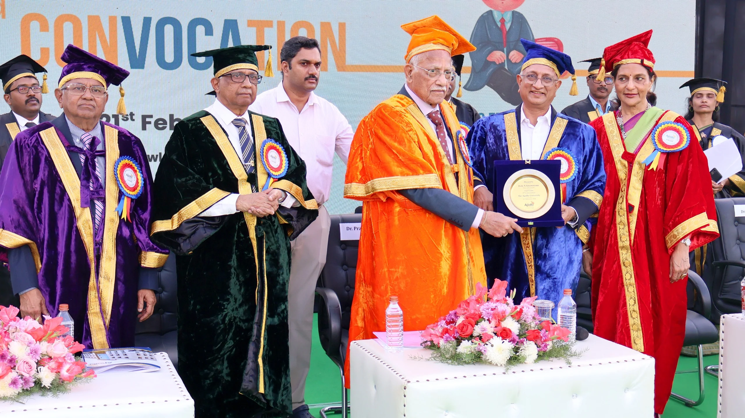 Chancellor, Dr, Prathap C Reddy is Presenting a Momentau to the Chief Guest, Dr. K N Satyanarayana