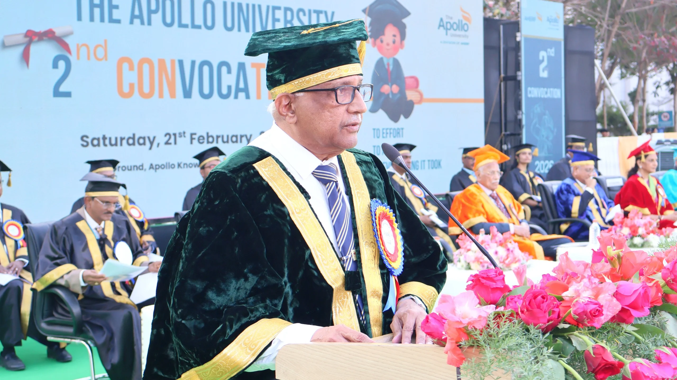 Dr. H Vinod Bhat, VC, TAU is presenting the Annual Report